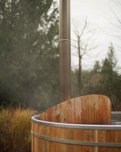 Load image into Gallery viewer, ALUMINUM HOT TUB - ROUGH CEDAR FINISH